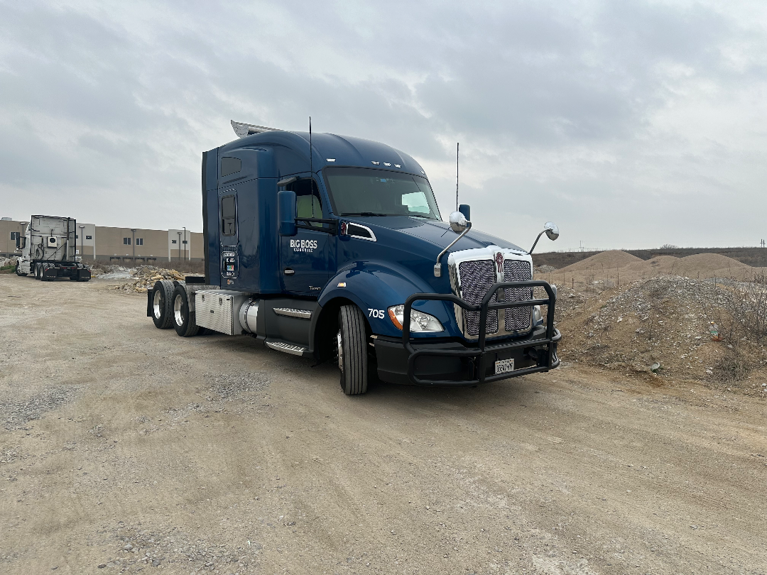 2020 Kenworth T680 — photo 1